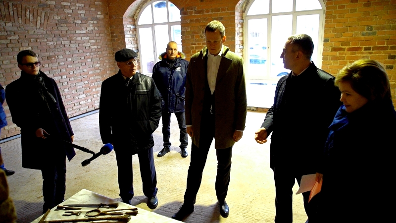 Павел Малков оценил реконструкцию здания на улице Сенной.
